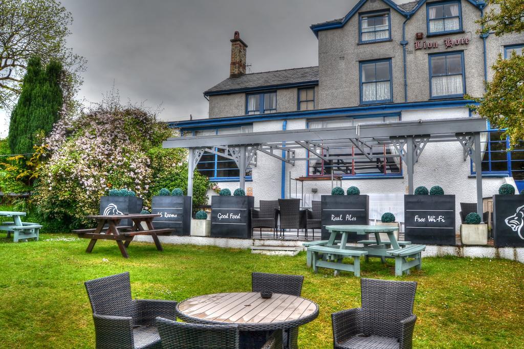 Lion Hotel & Studio Apartments Criccieth Bagian luar foto