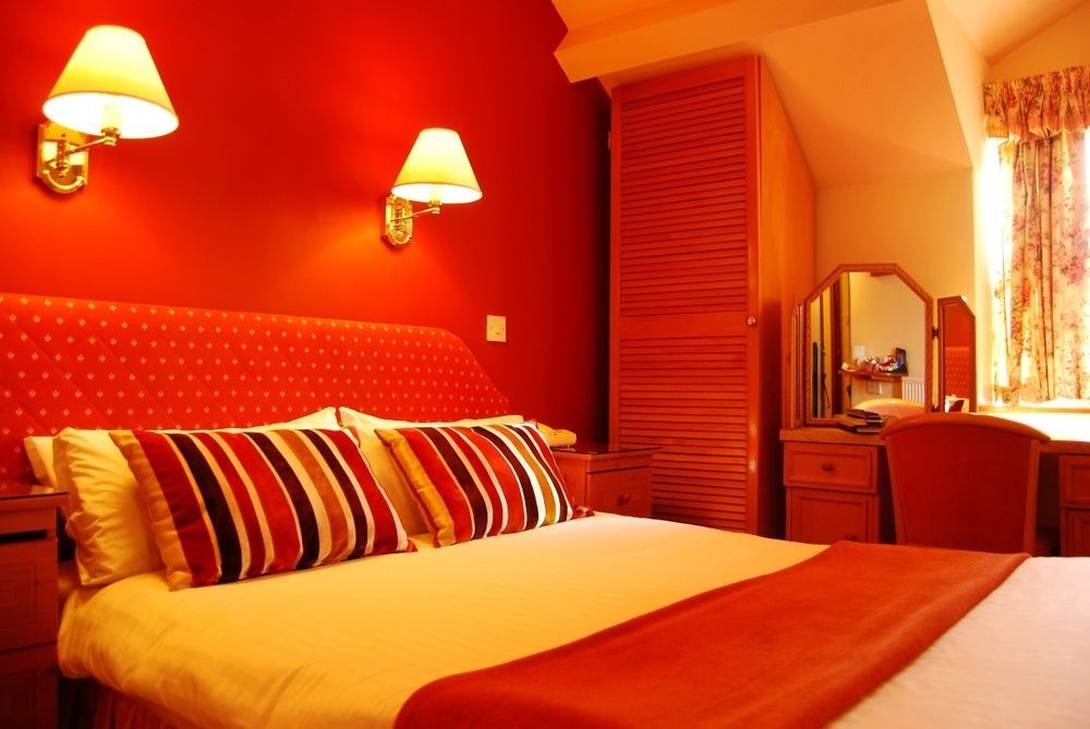 Lion Hotel & Studio Apartments Criccieth Bagian luar foto